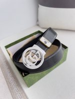 品名：古奇.Gu...Cci 腰带自动带 皮带 型号：自动扣，纯钢材质自动扣，自动带身，尾部外穿款 材料：百分百头层牛皮，保证真皮。24K纯钢扣专柜同等质量，
