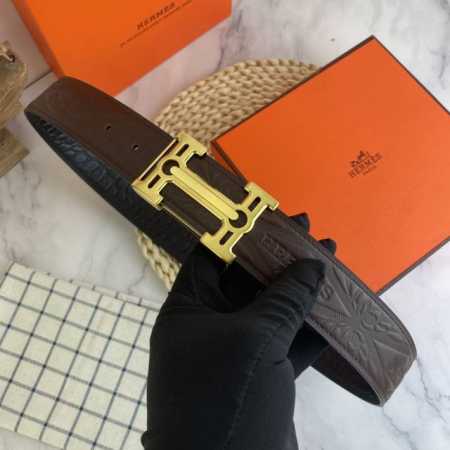 爱马仕 特种皮腰带系列 ，原厂五金精品不锈钢扣 手感柔软舒适 宽3.8Cm。 - 点击图像关闭