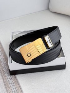 品名：万宝龙.Montblanc原单 腰带 自动皮带 型号：自动带，原版新款纯钢材质自动扣，双面头层牛皮实物拍摄， 材料：百分百头层牛皮，保证真皮。专柜同等质量