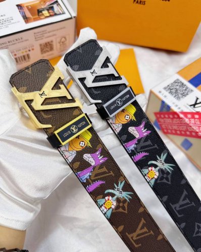 皮带：Lv.路易威登顶级复刻- 腰带：原单品质百分百进口原厂头层牛皮，保证真皮。雕花设计.真空电镀.永不掉色.24K纯钢扣头层牛皮.老花，格子，黑格，黑老花系列