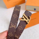 配全套包装礼盒女款 Lv 驴牌：经典单原品质，搭配经专典柜扣宽度2.0，高端大氣，头层牛皮，欢迎砸单、