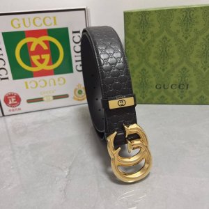 品名：古奇.Gu...Ci 原单 材质：原单牛皮腰带 专柜原单品质、做工精细，时尚大牌，送人自用首选 包装： 请认准如图专柜包装赠送打孔器手提袋专柜礼盒宽度3.