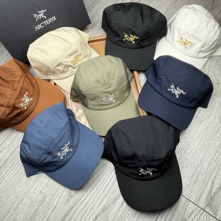 特价 始祖鸟 配防尘袋 新品棒球帽 材质 纯棉 透气性好 春天挡风 夏天防晒必备单品 颜色大气 款式新颖别致好搭配衣服 实用性强 高端品质 随心搭配 真的敲好看 - 点击图像关闭