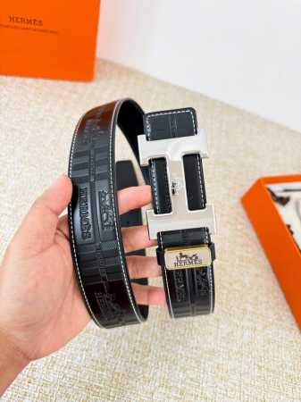品名： 爱玛仕.Hermes腰带 皮带 原单 型号：挂扣，经典纯钢材质扣头，双面头层牛皮，图片实物拍摄 材料：双面头层牛皮，挂扣系列，纯钢材质扣头，镀钯电镀工艺 - 点击图像关闭