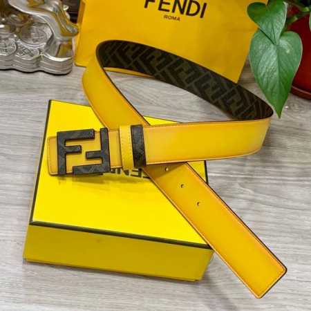 特 Fendi 芬迪 专柜同款 宽4.0Cm 双环正反用腰带 Ff按钉搭扣 双色cuoio Romano皮革材质 反面面料带有烟草黄和黑色ff图案 黑色珐琅金属 - 点击图像关闭
