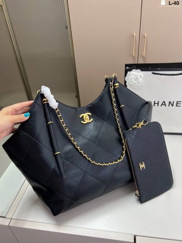 Chanel香奈儿 25S 金扣托特包 菱格纹设计皮穿链肩带 Hobo包手提单肩包 L-40尺寸30×28折叠盒