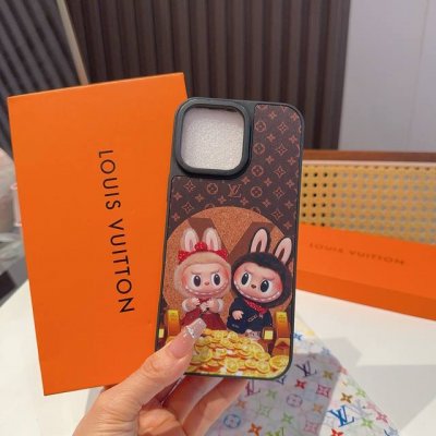 Lv二合一贴皮全包手机壳 拉布布3D图案 型号：为了不出现报错型号，请打开本机查看手机设置显示的型号 Iphone16系列更新 Iphone16Pro Max