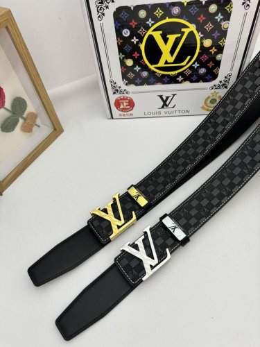 品名：Lv..路易..威登原单 材质：原单牛皮腰带 百分百头层牛皮腰带保证真皮，24K纯钢扣，专柜原单品质、做工精细，时尚大牌，送人自用首选 包装： 请认准如图