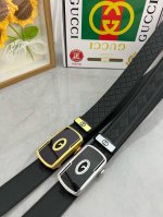 品名：古奇.Gu...Ci 自动带 材质：原单牛皮腰带 专柜原单品质、做工精细，时尚大牌，送人自用首选 包装： 请认准如图专柜包装赠送打孔器手提袋专柜礼盒宽度3
