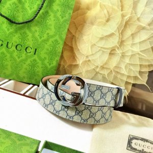 特 Gucci古琦 男士 宽度4.0Cm 原单 简单大方 精品五金 双面进口皮 佩戴效果非常不错 送礼自用最佳推荐！
