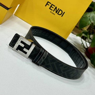 特 Fendi芬迪专柜同款 宽4.0Cm 双环正反用腰带 Ff按钉搭扣 黑色Cuoio Romano皮革材质 反面面料带有烟草黄和黑色Ff图案 四方金属饰面 时