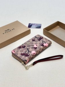 颜色 印花尺寸 19X11蔻驰专柜款原版牛皮专柜新宠做工精细内阁丰富有尽有低调奢华