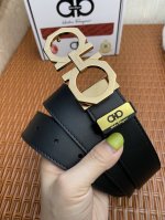 品名：菲拉格幕 原单皮带 材质：原单牛皮腰带 百分百头层牛皮腰带保证真皮，24K纯钢扣，专柜原单品质、做工精细，时尚大牌，送人自用首选 包装： 请认准如图专柜包