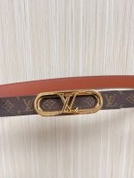 当季新款，2.5宽双尖原单1比1.一面帆布印黄花，一面棕色进口牛皮，.搭配精品