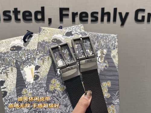 迪奥最新款扣头层牛皮荔枝纹花纹设计 火爆全网 好货上手就知超级时尚款式。让你走到哪里都是焦点 。设计独特，穿戴更舒适大气，品质非常好，高端客户入手。宽度3.5C