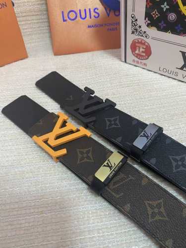品名：Lv..路易..威登原单 材质：原单牛皮腰带 百分百头层牛皮腰带保证真皮，24K纯钢扣，专柜原单品质、做工精细，时尚大牌，送人自用首选 包装： 请认准如图
