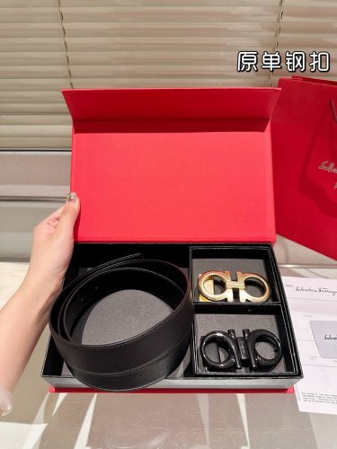 双头 钢扣 高版本！腰带 菲拉格慕牛皮皮带～热门款 男女通用皮带里面最火的版本啦～质量很好 全套包装！五金绝对不褪色 皮带头和专柜一样的哦～ 配礼盒手提袋发票