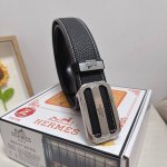 品名：爱马仕.Hermès 原单 材质：原单牛皮腰带 百分百头层牛皮腰带保证真皮，24K纯钢扣，专柜原单品质、做工精细，时尚大牌，送人自用首选