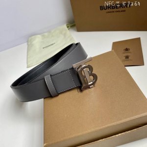 新款 Burberry 巴宝莉专柜同步上新 意大利制腰带 镀金镀钯饰牌搭扣上装饰品牌专属标识图案 宽:3.5Cm 经典商务腰带休闲男士首选 大气而时尚