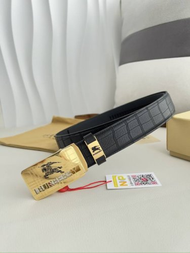 品名：巴宝莉.Burberry 腰带自动带 皮带 型号：自动扣，纯钢材质自动扣，自动带身，双面头层牛皮 材料：百分百头层牛皮，保证真皮。24K纯钢扣专柜同等质量