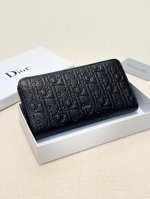 颜色 黑尺寸 19X10迪奥Dior火爆版单拉小手包到货里外头层牛皮打造图片色 自带原版盒子 男女通用
