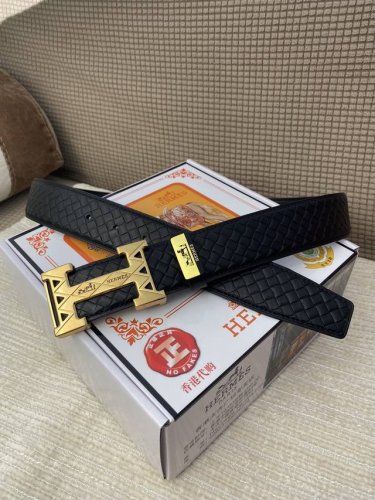 品名：爱马仕.Hermès C原单 材质：原单牛皮腰带 百分百头层牛皮腰带保证真皮，24K纯钢扣，专柜原单品质、做工精细，时尚大牌，送人自用首选 包装： 请认准