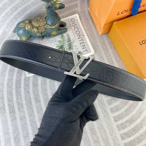 lv 特种皮腰带系列 ，原厂五金精品不锈钢扣，手感柔软舒适 宽3.8Cm。