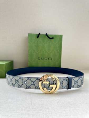 Gucci 宽度3.8Cm 这款宽版腰带饰有双G细节，交织字母图案配件令其更添魅力。这款配饰现已成为Gucci的高辨识度单品，一面采用Gg Supreme帆布， - 点击图像关闭