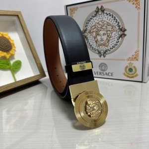 品名：Versace.范思哲 材质：原单牛皮腰带 百分百头层牛皮腰带保证真皮，24K纯钢扣，专柜原单品质、做工精细，时尚大牌，送人自用首选 包装