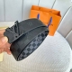 原版包裝 DDD L0Uis Vuitt0N 今季新品 男士原單腰帶 寬度40毫米 雙面進口頭層小牛皮絲印圖案Logo設計 搭配最新双色五金 可雙面佩戴 適合沈