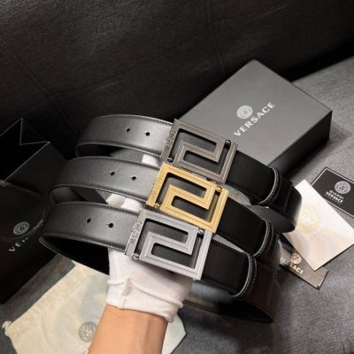 特 ， 范思哲 宽4.0Cm 头层牛皮 新款 皮带，饰有雕刻Logo的Greca搭扣