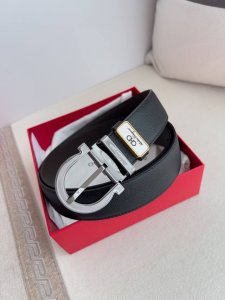 品名：菲拉格慕.Ferrgamo腰带皮带原单 型号：针扣，纯铜材质经典针式扣，实物拍摄，头层牛皮 材料：百分百头层牛皮，保证真皮。纯铜材质，真空电镀永不掉色，双