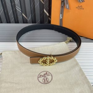 经典原单品质，经典荔枝纹，搭配原单精品钢扣，精工制作，细节看图，实物拍摄，高端奢华，宽度2.4Cm