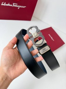品名：菲拉格慕.Ferrgamo腰带 皮带 原单 型号：挂扣，纯铜材质经典挂扣，实物拍摄，头层牛皮 材料：百分百头层牛皮，保证真皮。纯铜材质，真空电镀永不掉色，