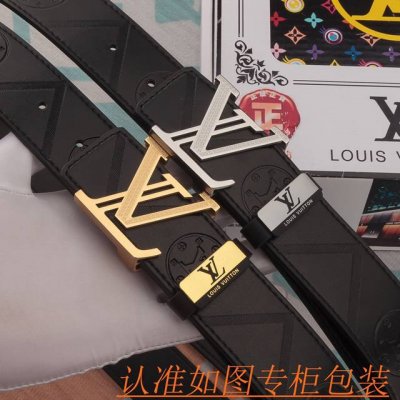 男款腰带：Lv 路易威登原单牛皮腰带 男款皮带：材质百分百头层牛皮腰带保证真皮皮带，专柜原单品质、做工精细，时尚大牌，送人自用首选包装： 请认准如图专柜包装赠送