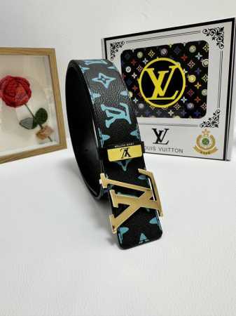 品名：Lv..路易..威登 材质：原单牛皮腰带 百分百头层牛皮腰带保证真皮，24K纯钢扣，专柜原单品质、做工精细，时尚大牌，送人自用首选 包装： 请认准如图专柜 - 点击图像关闭