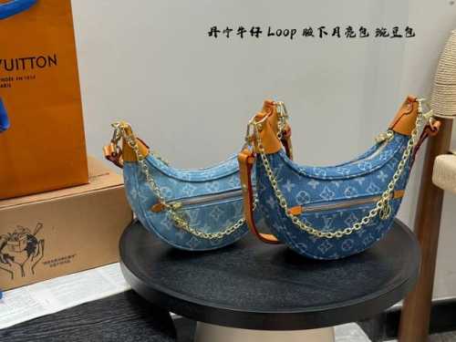 礼盒包装 Loop月亮包碗豆包 Lv Vintage 里的天花板 丹宁牛仔腋下包 百搭 老花包身 流畅豌豆包型 美丽的同时保证了包身的容量 中古爱好者和入门选手