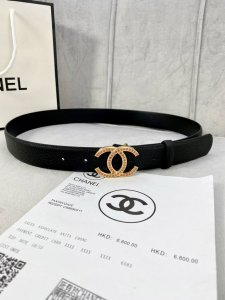 宽度3.0Cm Chanel 香奈儿 荔枝纹牛皮 金 银 色镶钻钢扣。