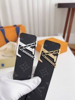特 爆款 Lv㊣路易威登 代工厂货品 40Mm宽度 正品一体铸造五金钢扣，原厂皮料 双面原厂定制面料，区别市场货！