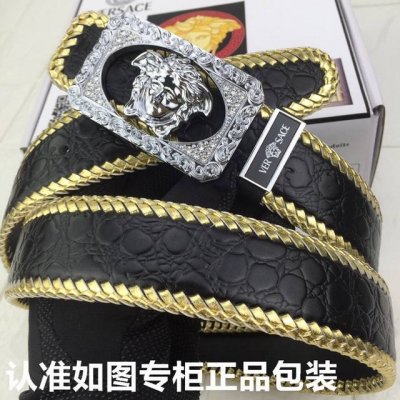 品牌：范思哲.Versace原单 型号：请认准如图专柜正品包装 等级：意大利进口百分百头层牛皮，编织鳄鱼纹。Versace.范思哲，世界著名奢侈品品牌。进口头层