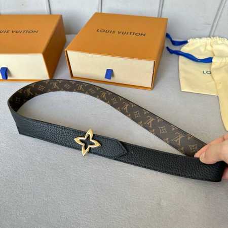 原版包裝 L0Uis Vuitt0N 今季新品 女士原單腰帶 寬度30毫米 經典小花pvc面搭配荔枝紋牛皮壓花 搭配新款精钢五金 可雙面佩戴 百搭款 - 点击图像关闭