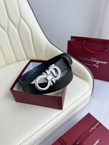 特 Ferragamo.菲拉格慕 全套包装 宽度3.5Cm 高级定制款男士皮带 双面进口牛皮 可双面使用 自行选择搭配 真材实料 很有质感 时尚经典不失风范 搭