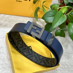 fendi 芬迪 专柜同款 宽4.0Cm 双环正反用腰带 F按钉搭扣 兰色Cuoio Romano皮革材质 反面面料带有烟草黄和黑色Ff图案 黑色珐琅金属饰面