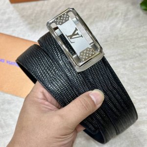 自动扣腰带］Lv 宽3.5Mm 双面进口头层牛皮制作 搭配经典钢扣 真材实料 时尚经典 做工精致 高端男士皮带 长度可裁剪100 125