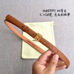 品牌:博柏利 价格:特 尺寸:带宽20Mm 正品尺寸 五金材质:专柜精品扣，真空电镀，工艺精细 带身材质:天然头层牛皮，质感十足，手感柔软。时尚个性，经典百搭！