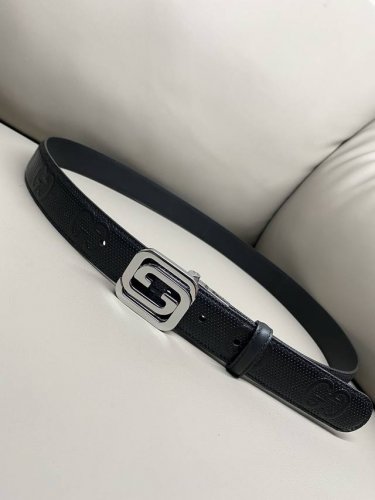特 Gucci 古驰 3.0寬度 進口小牛皮熱壓款 方型G型扣 多色搭配多彩選擇