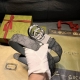特 古奇 新款 Gg Marmont系列每一季都会推陈出新，为灵感源于70年代的标志性gg配件注入现代精髓。这款灰色和黑色gg Supreme帆布腰带反面采用灰