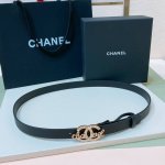 特 C Hanel 23P Cc 珍珠 与 水钻 Logo字母搭扣 黄铜金属小牛皮腰带 手感柔软 细腻 2.0Cm