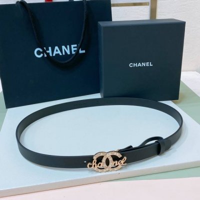 特 C Hanel 23P Cc 珍珠 与 水钻 Logo字母搭扣 黄铜金属小牛皮腰带 手感柔软 细腻 2.0Cm