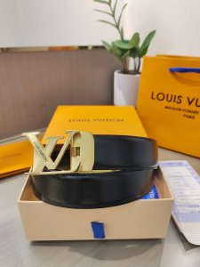 路易威登Lv男士自动腰带- 宽度34Mm 精品钢扣 精工打造 手感柔软 长短可以裁剪 DDD